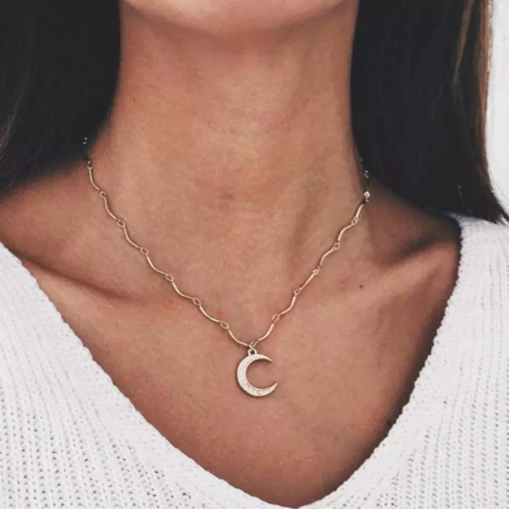 Gold or Silver Crystal Moon Dainty Necklace - Picture 1 of 2